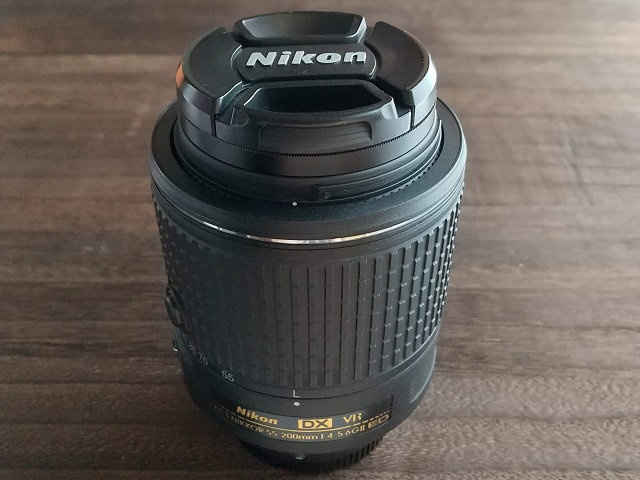 ニコン　AF-S DX Nikkor  55-200mm F4-5.6G VR